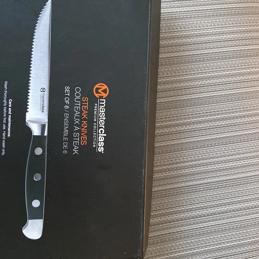 Master Class Steak Knives